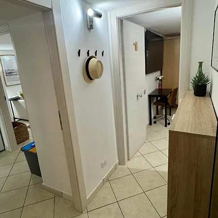 Stylish Steps From The Apartman *