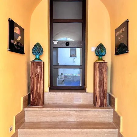Stylish Steps From The Apartman